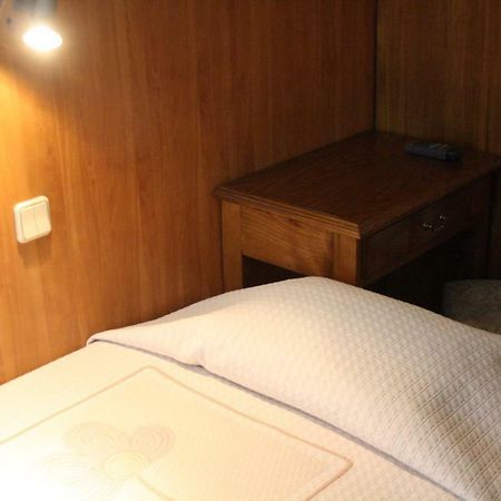 Duas Nacoes Guest House ポルト エクステリア 写真