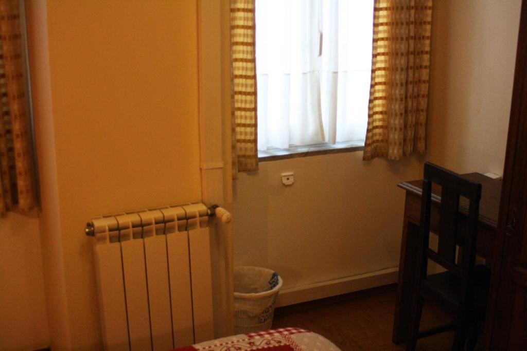 Duas Nacoes Guest House ポルト 部屋 写真